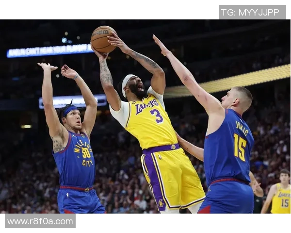 雷霆获九票成专家团热门掘金八人力挺湖人仅获一人支持